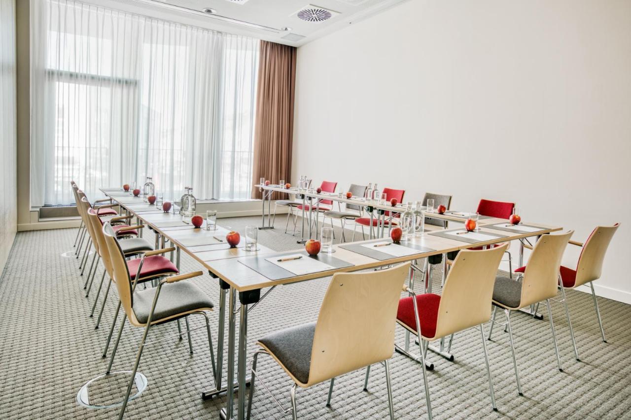 IntercityHotel Hamburg-Barmbek Bagian luar foto